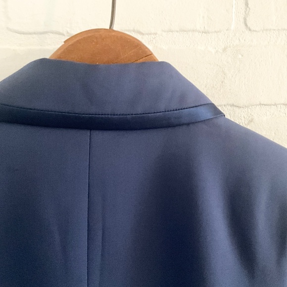 Luisa Spagnoli Women’s Blazer Silk Navy Blue Satin trims Suiting Tailoring Sz M - Picture 11 of 16